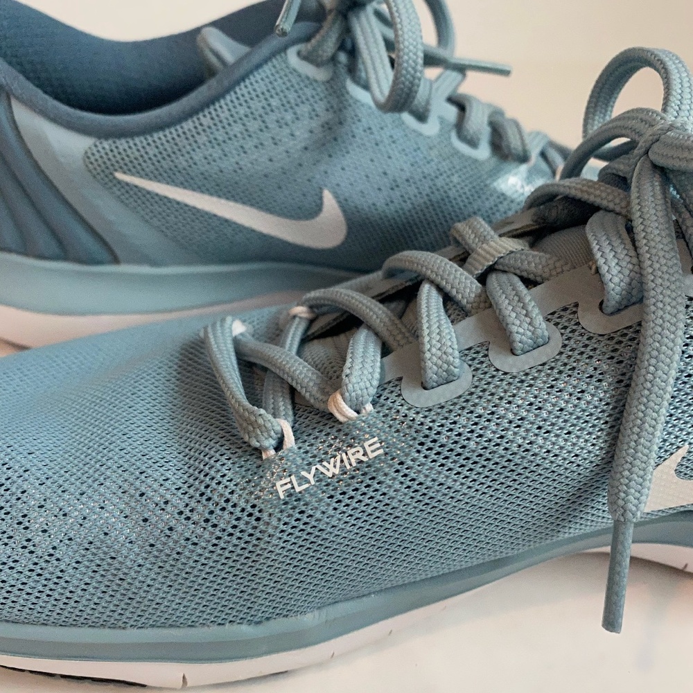 Nike Flywire sneakers - Picture 2 of 14